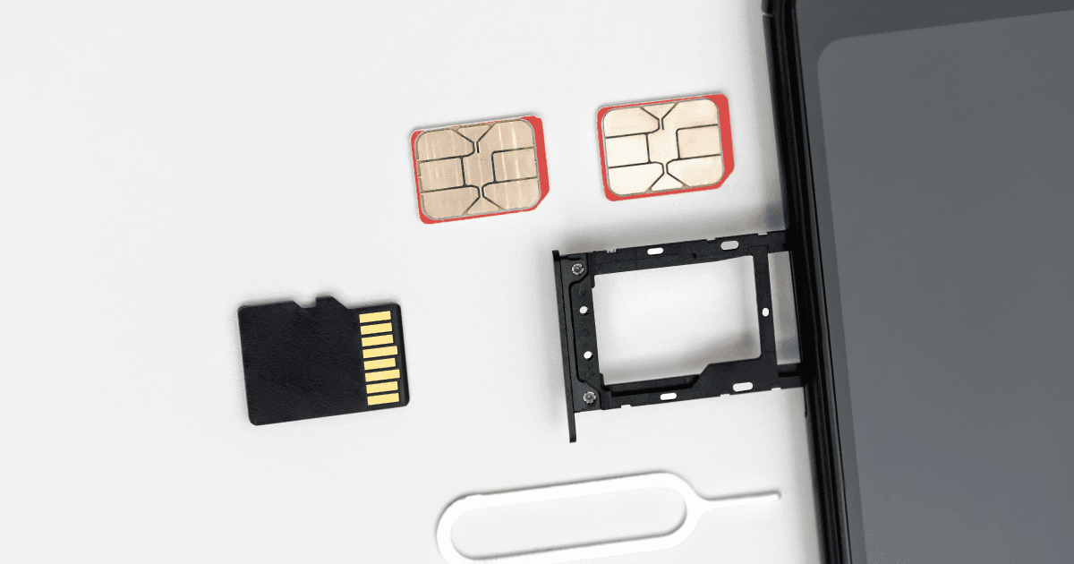 Image of microSD cards laid out next to a smartphone